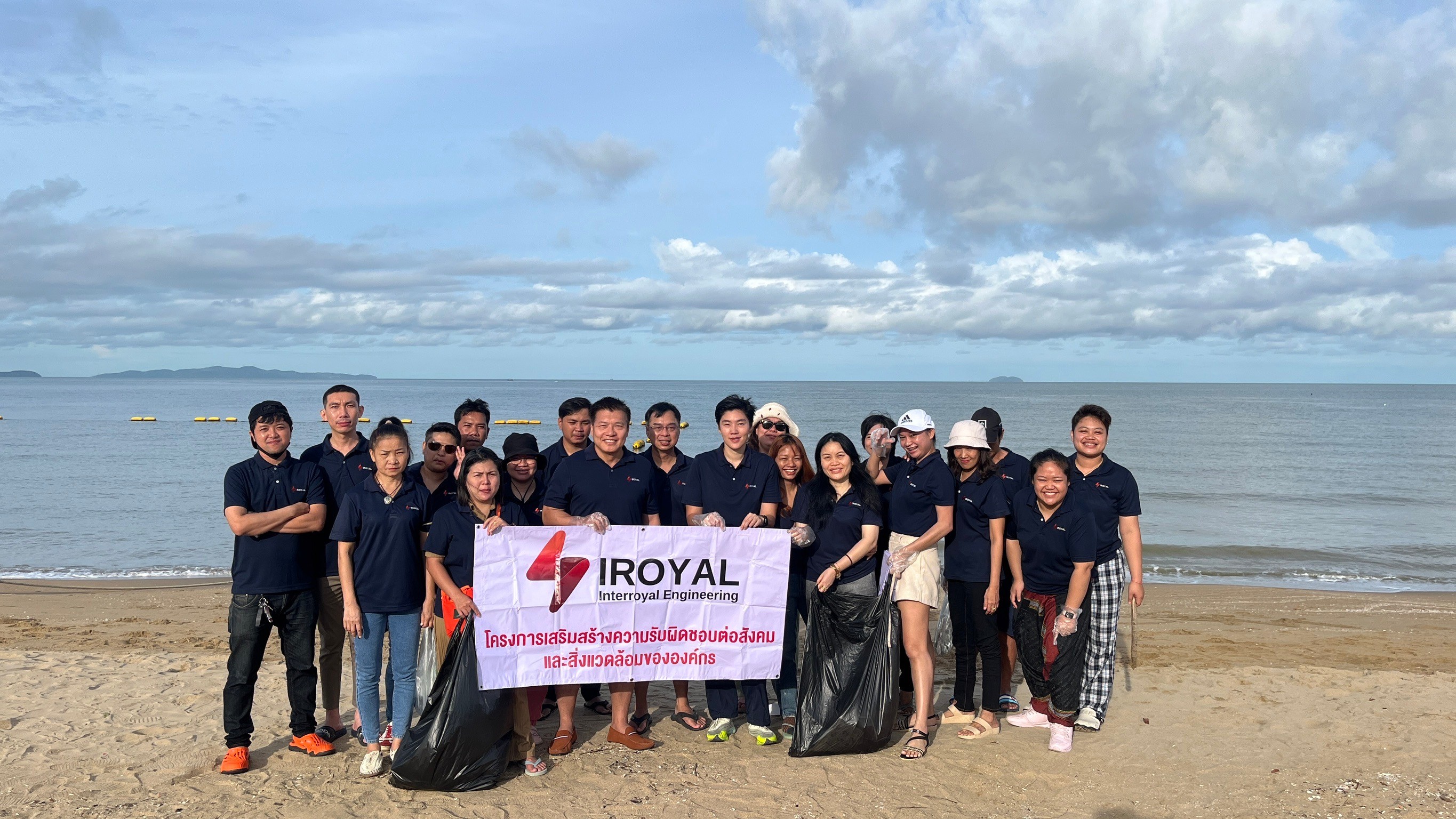 CSR activities by cleaning up litter around Jomtien Beach in Pattaya